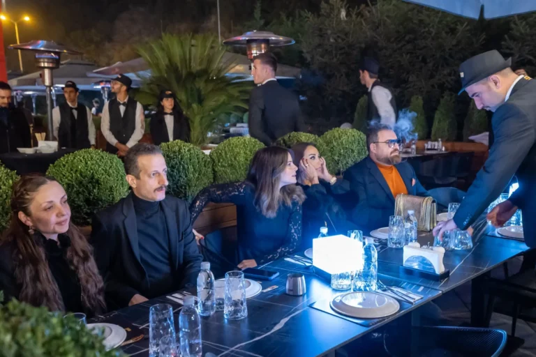 meat-moot-celebrities-best-restaurant-smokedmeat-07