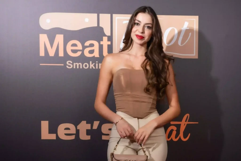 meat-moot-celebrities-best-restaurant-smokedmeat-25